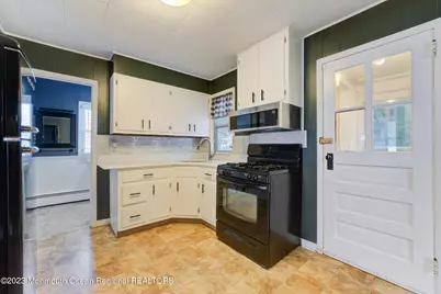 446 E Arverne Avenue, Ocean Gate, NJ 08740 - Photo 12