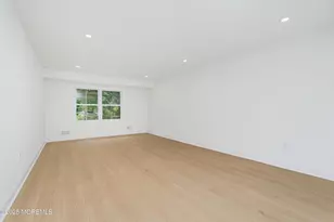 28 Whittier Dr, Manalapan Township, NJ 07726 - Photo 12