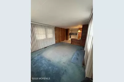 53 Bayshore Mobile Mnr, Hazlet Township, NJ 07730 - Photo 10