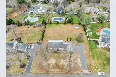 17 Terry Lane, Middletown, NJ 07748 - Photo 4