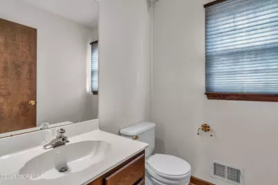 17 Terry Lane, Middletown, NJ 07748 - Photo 18