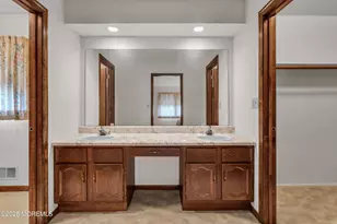 17 Terry Ln, Middletown, NJ 07748 - Photo 24