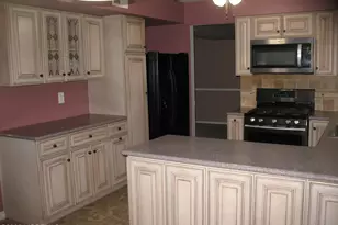 32 Appletree Rd, Howell Township, NJ 07731 - Photo 10