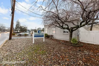638 Mantoloking Road, Brick, NJ 08723 - Photo 4