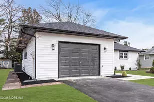 8 Kinsale St, Toms River Township, NJ 08757 - Photo 2