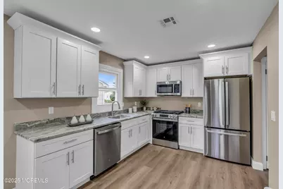 18 Gower Road, Toms River Township, NJ 08757 - Photo 2