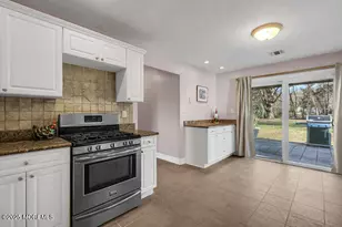 3 Waverly Pl, Aberdeen Township, NJ 07747 - Photo 16