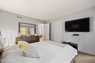 30 Mc Dermott St, Freehold, NJ 07728 - Photo 22
