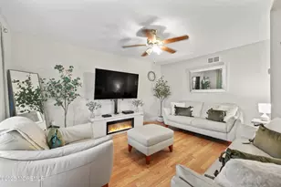 30 Mc Dermott St, Freehold, NJ 07728 - Photo 6