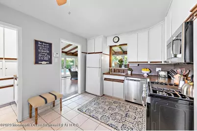 27 Shrewsbury Drive, Monmouth Beach, NJ 07750 - Photo 10