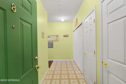 276 Beachway Avenue #8, Keansburg, NJ 07734 - Photo 2