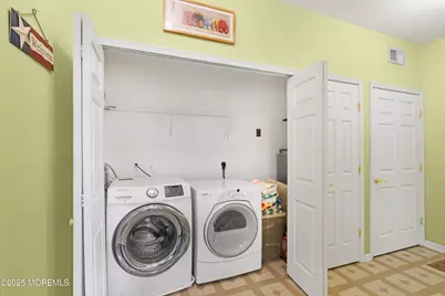 276 Beachway Avenue #8, Keansburg, NJ 07734 - Photo 4