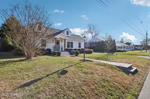 1412 Bay Plaza, Wall Township, NJ 07719 - Photo 2