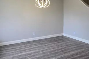 89 Greenwood Dr, Freehold, NJ 07728 - Photo 6