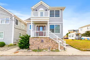 6 Via Ripa Wy, Sea Bright, NJ 07760 - Photo 1