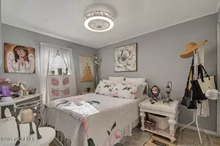 31 Sams Trailer Ct Ct, Hazlet Township, NJ 07730 - Photo 12