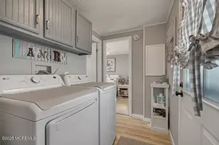 31 Sams Trailer Ct Ct, Hazlet Township, NJ 07730 - Photo 10