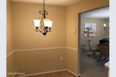 10 Pine Cluster Circle #E, Manalapan Township, NJ 07726 - Photo 4