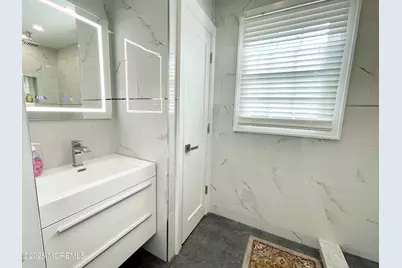 7 Berger Avenue, Oakhurst, NJ 07755 - Photo 6