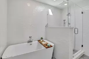 19 Polo Club Dr, Freehold, NJ 07728 - Photo 32