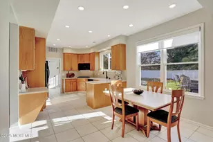 19 Polo Club Dr, Freehold, NJ 07728 - Photo 12