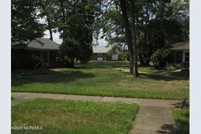 662A Plymouth Drive, Lakewood, NJ 08701 - Photo 2