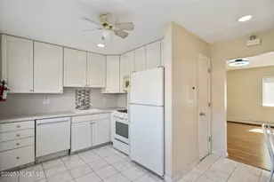 12A Laurel Pl, Eatontown, NJ 07724 - Photo 6