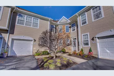 232 Shinnecock Drive, Manalapan Township, NJ 07726 - Photo 2