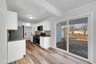 251 Sprucewood Dr, Brick, NJ 08723 - Photo 8