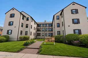 17 Leroy Pl, Red Bank, NJ 07701 - Photo 2