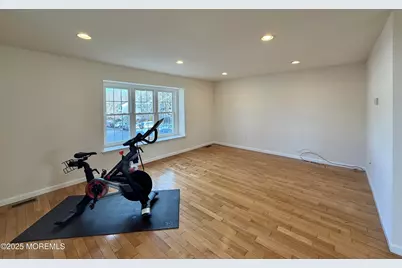 1 Gwizdak Court, Sayreville, NJ 08879 - Photo 2