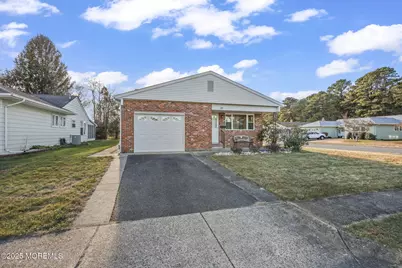 39 Fontana Street, Toms River Township, NJ 08757 - Photo 2