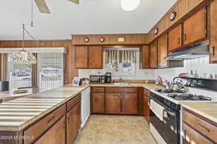 39 Fontana St, Toms River Township, NJ 08757 - Photo 12