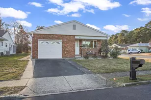 39 Fontana St, Toms River Township, NJ 08757 - Photo 4