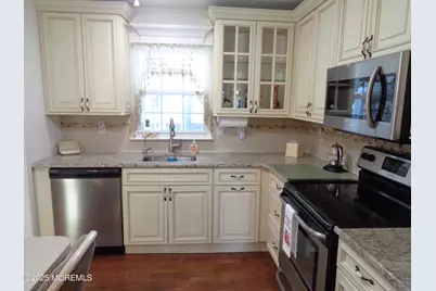 5 Mayflower Court, Whiting, NJ 08759 - Photo 4