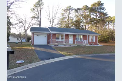 5 Mayflower Court, Whiting, NJ 08759 - Photo 2