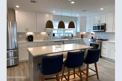 107 Woodland Avenue #REAR 2ND FL, Avon by the Sea, NJ 07717 - Photo 4
