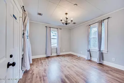 27 N Main Street, Marlboro Township, NJ 07746 - Photo 14