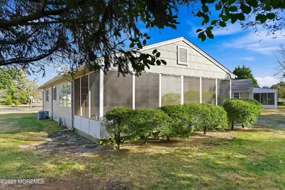 1111 Waterberry Court S, Toms River Township, NJ 08757 - Photo 20