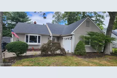 105 Menlow Court, Toms River Township, NJ 08755 - Photo 2