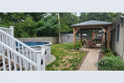 105 Menlow Court, Toms River Township, NJ 08755 - Photo 4