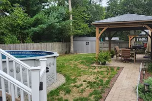 105 Menlow Ct, Toms River Township, NJ 08755 - Photo 4