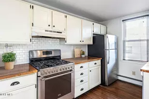 8 Central Avenue, Port Monmouth, NJ 07758 - Photo 4