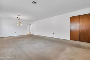 47 Normanton Ct, Toms River Township, NJ 08757 - Photo 10