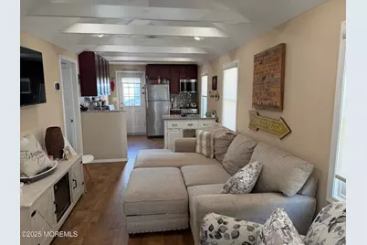 7 Brunswick Place, Point Pleasant Beach, NJ 08742 - Photo 2
