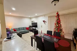 111 Amberly Dr, Manalapan Township, NJ 07726 - Photo 4