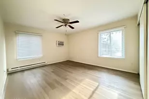 111 Amberly Dr, Manalapan Township, NJ 07726 - Photo 8