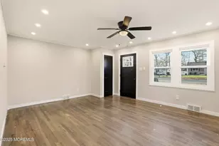 22 Oak Ridge Pkwy, Toms River Township, NJ 08755 - Photo 6