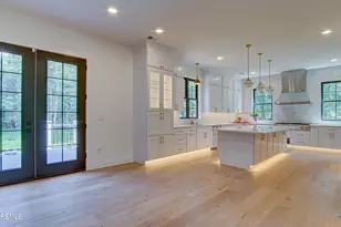 169 Applegarth Rd, Monroe Township, NJ 08831 - Photo 16
