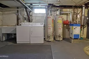 90 Pinckney Rd, Red Bank, NJ 07701 - Photo 14